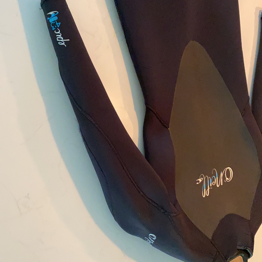 Ladies Oneil . Full Wet Suit View 2